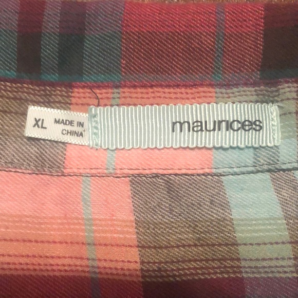 Long sleeve blouse. - Picture 2 of 2